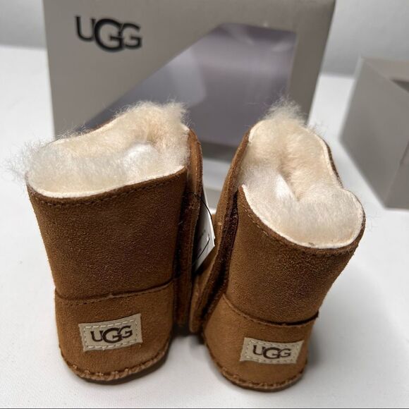 Ugg Caden Baby Bootie NIB 0-6 Months - Picture 4 of 10